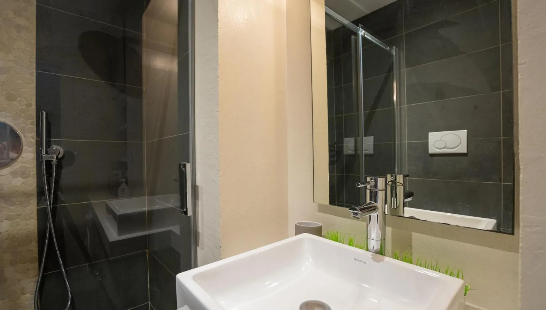 Tortona Stylish Studio Milan Italy